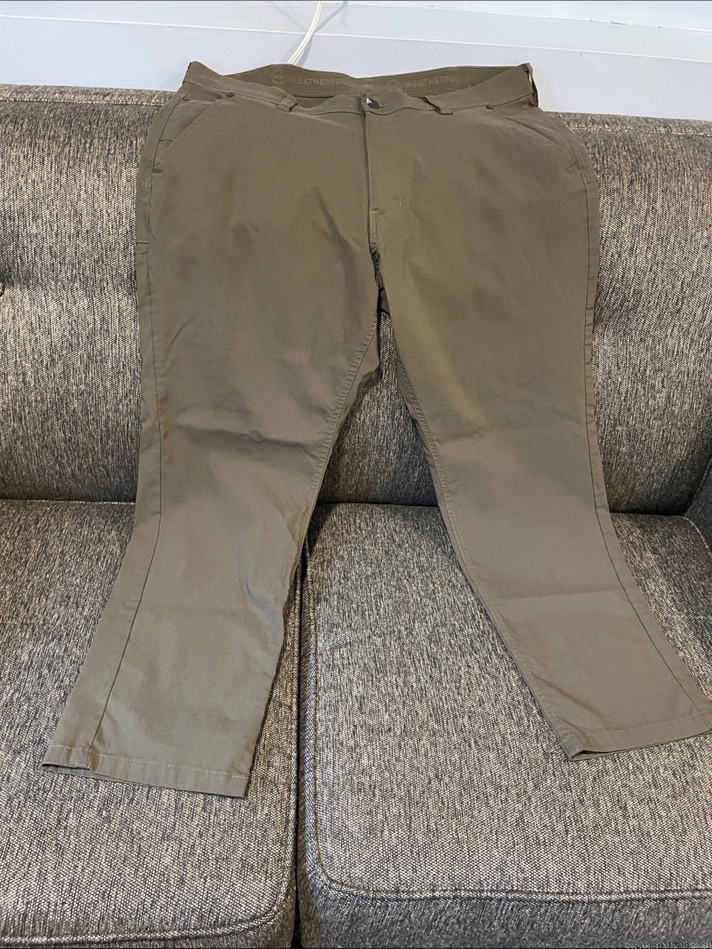 Olive green casual pants